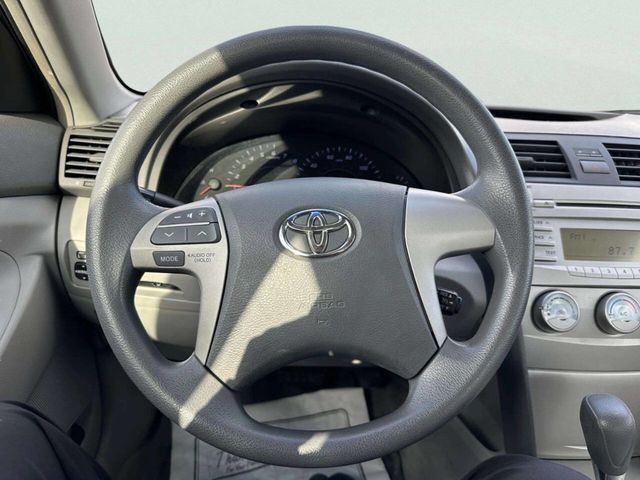 2011 Toyota Camry 4dr Sedan I4 Automatic LE - 23009451 - 20