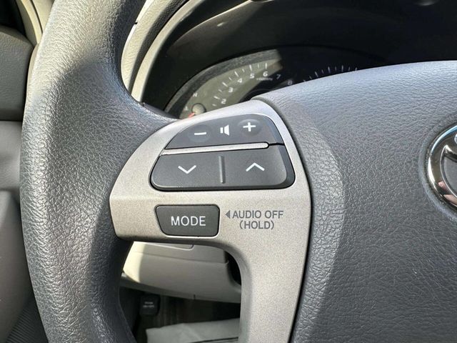 2011 Toyota Camry 4dr Sedan I4 Automatic LE - 23009451 - 21