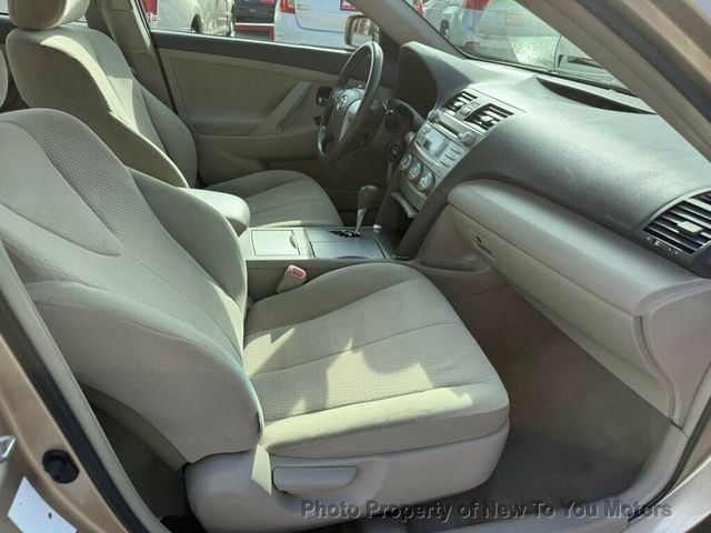 2011 Toyota Camry 4dr Sedan I4 Automatic LE - 22990470 - 7