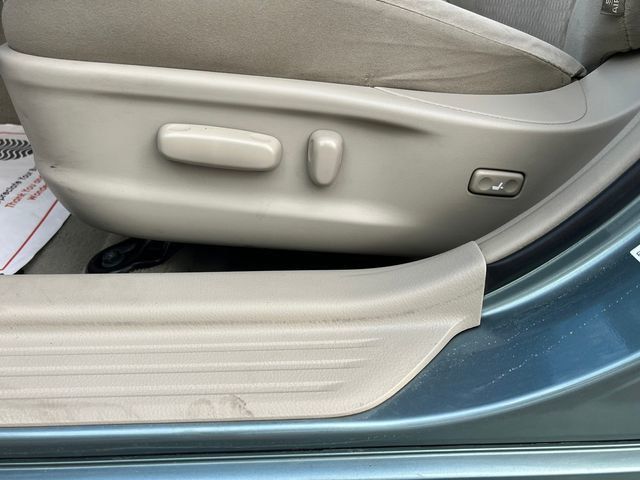 2011 Toyota Camry 4dr Sedan I4 Automatic LE - 23014038 - 11