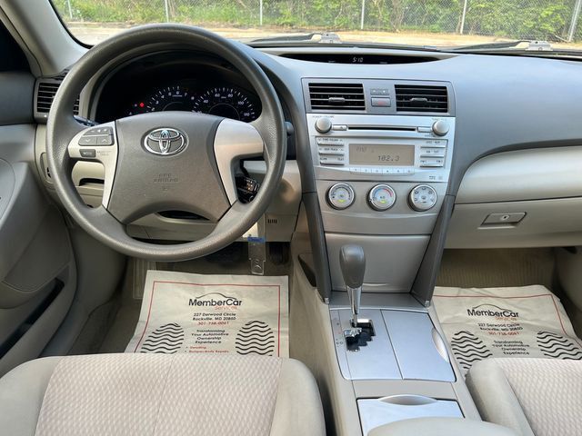2011 Toyota Camry 4dr Sedan I4 Automatic LE - 23014038 - 14