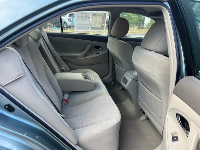 2011 Toyota Camry 4dr Sedan I4 Automatic LE - 23014038 - 17