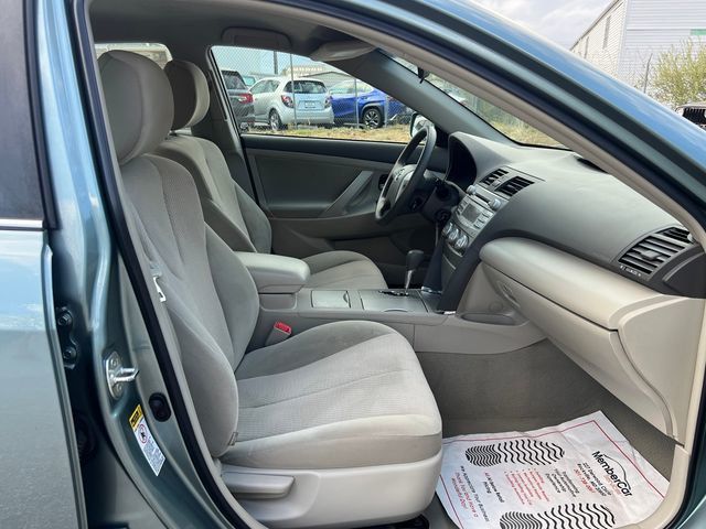 2011 Toyota Camry 4dr Sedan I4 Automatic LE - 23014038 - 18