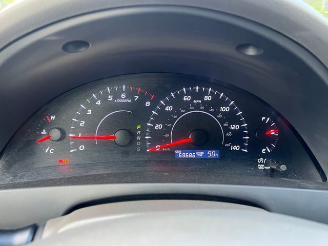 2011 Toyota Camry 4dr Sedan I4 Automatic LE - 23014038 - 22