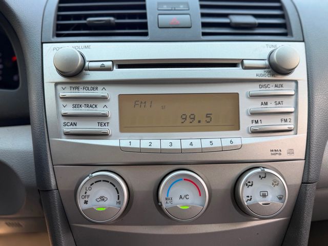 2011 Toyota Camry 4dr Sedan I4 Automatic LE - 23051609 - 25