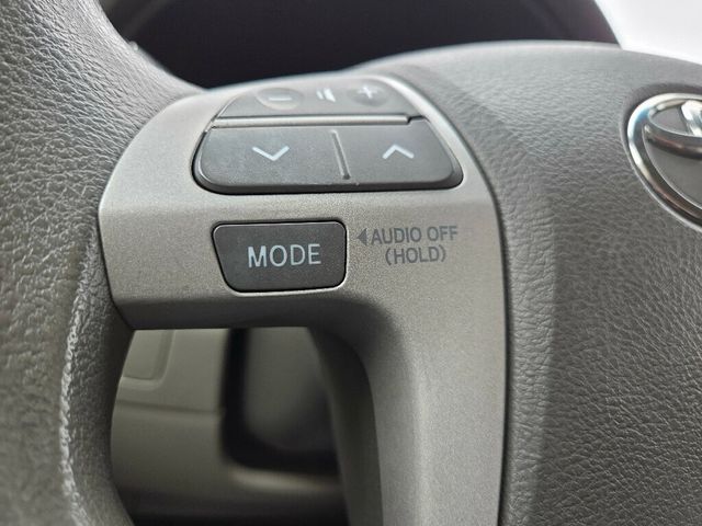 2011 Toyota Camry 4dr Sedan I4 Automatic LE - 22999012 - 17