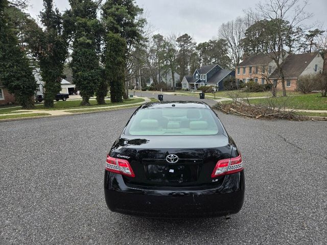 2011 Toyota Camry 4dr Sedan I4 Automatic LE - 22999012 - 3