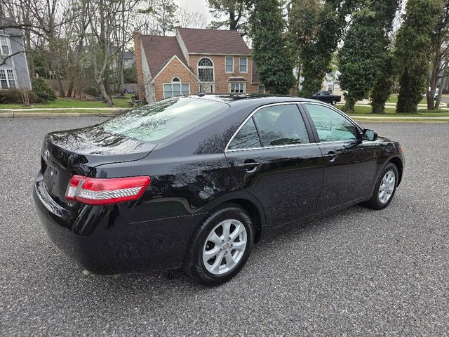 2011 Toyota Camry 4dr Sedan I4 Automatic LE - 22999012 - 4