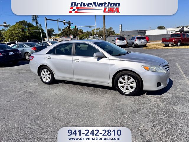 2011 Toyota Camry 4dr Sedan I4 Automatic SE - 22946801 - 0