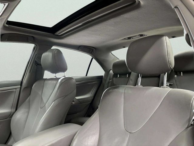 2011 Toyota Camry 4dr Sedan I4 Automatic XLE - 23018673 - 13