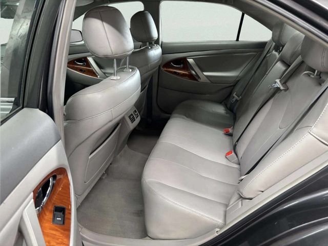 2011 Toyota Camry 4dr Sedan I4 Automatic XLE - 23018673 - 15