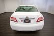 2011 Toyota Camry 4dr Sedan I4 Automatic XLE - 22990682 - 14