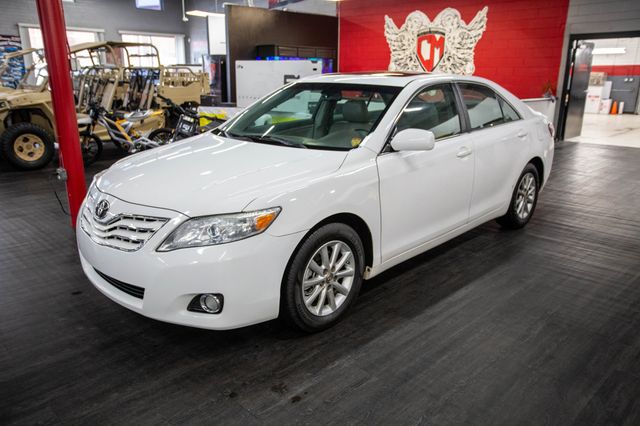 2011 Toyota Camry 4dr Sedan I4 Automatic XLE - 22990682 - 1