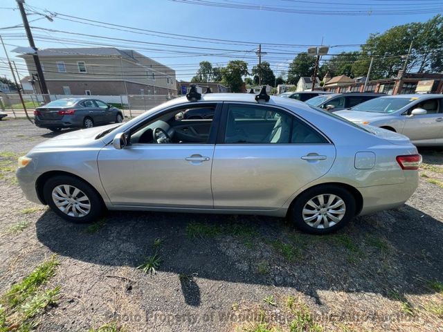 2011 Toyota Camry 4dr Sedan I4 Manual LE - 23060135 - 2