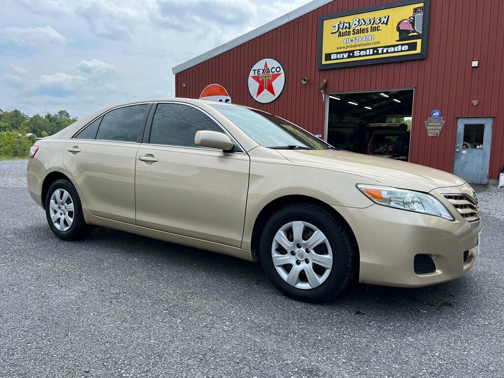 2011 Toyota Camry 6-speed Manual Transmission 3 pedals  - 22522391 - 23