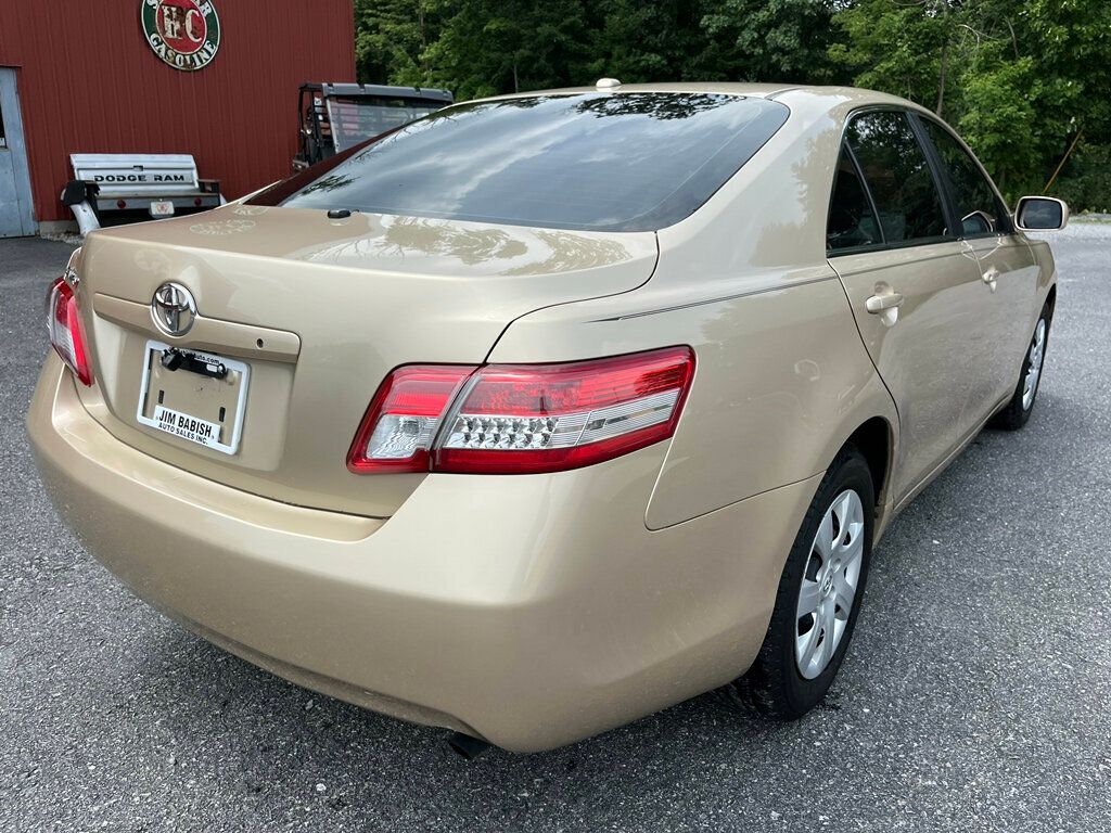 2011 Toyota Camry 6-speed Manual Transmission 3 pedals  - 22522391 - 30