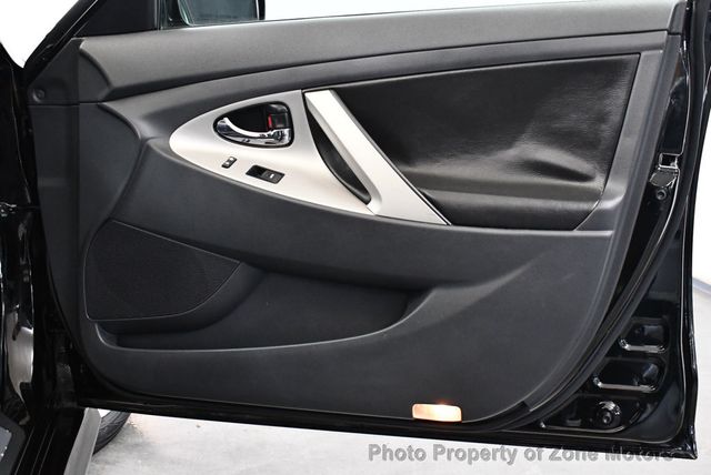 2011 Toyota Camry BASE - 22443374 - 9