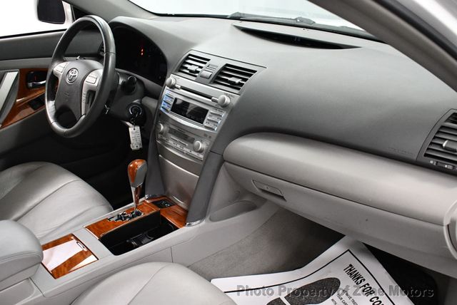 2011 Toyota Camry BASE - 22681154 - 19