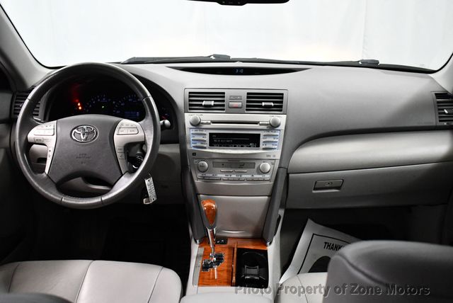 2011 Toyota Camry BASE - 22681154 - 21