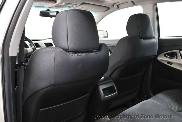 2011 Toyota Camry BASE - 22912575 - 17