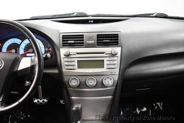 2011 Toyota Camry BASE - 22912575 - 21