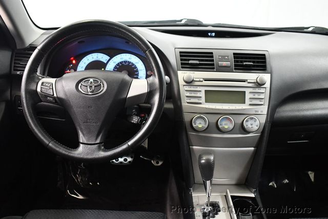 2011 Toyota Camry BASE - 22912575 - 24
