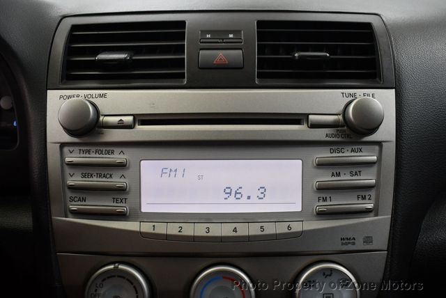 2011 Toyota Camry BASE - 22912575 - 32