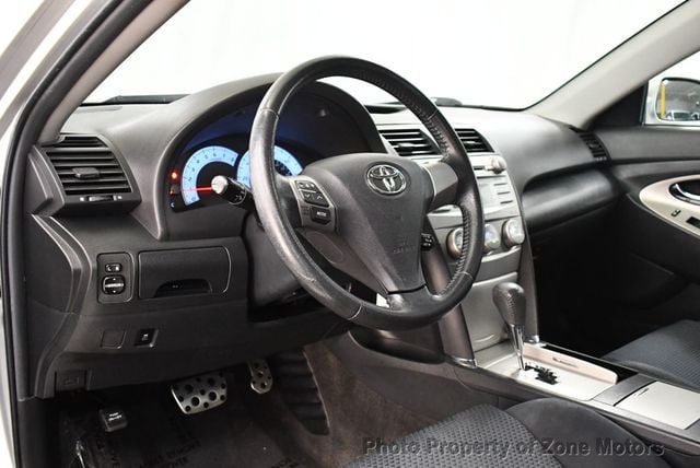 2011 Toyota Camry BASE - 22912575 - 4