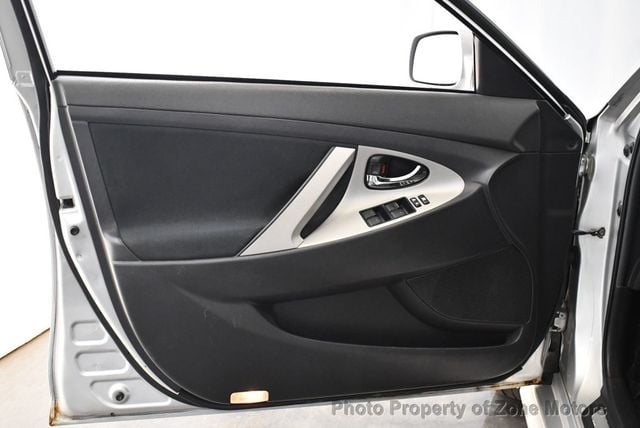 2011 Toyota Camry BASE - 22912575 - 5