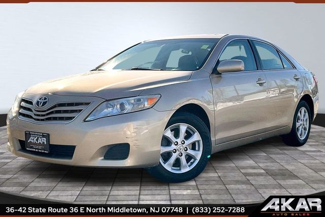 2011 Toyota Camry LE - 22972829 - 0