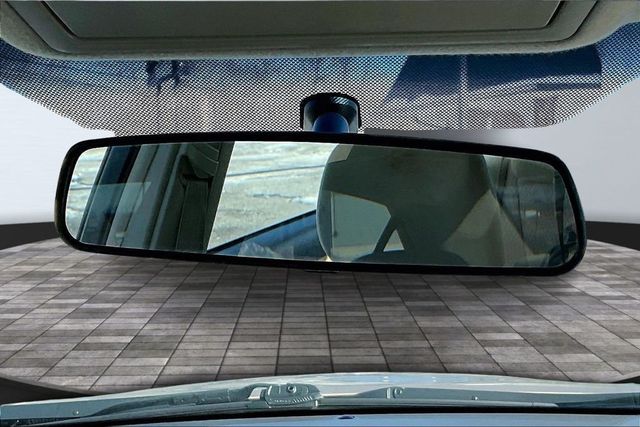 2011 Toyota Camry LE - 22972829 - 29