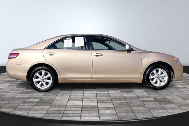 2011 Toyota Camry LE - 22972829 - 7