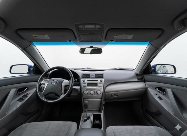 2011 Toyota Camry LE 4dr Sedan 6A - 22949102 - 19