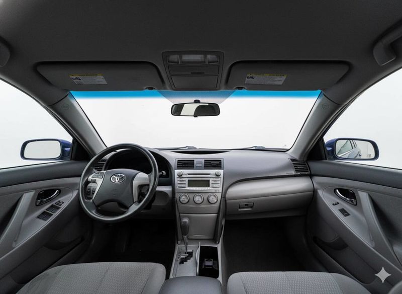 2011 Toyota Camry LE 4dr Sedan 6A - 22949102 - 19