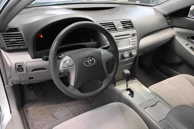 2011 Toyota Camry LE Sedan - 23075237 - 5