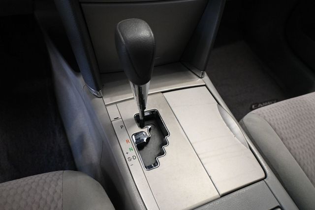 2011 Toyota Camry LE Sedan - 23075237 - 8