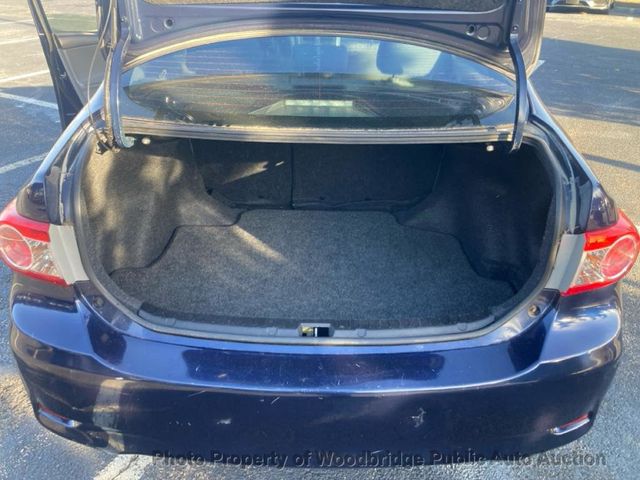2011 Toyota Corolla  - 22986287 - 17