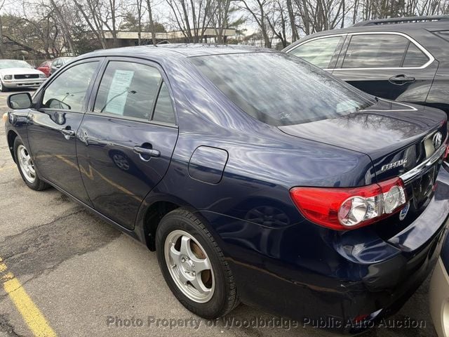 2011 Toyota Corolla  - 22986287 - 4