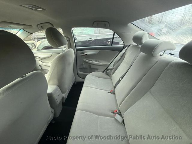 2011 Toyota Corolla  - 22986287 - 6