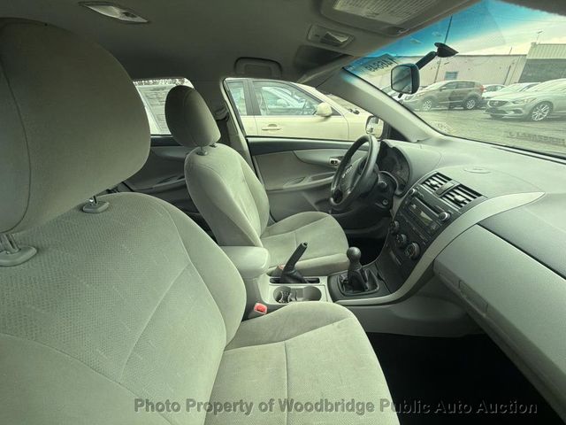 2011 Toyota Corolla  - 22986287 - 8