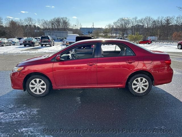 2011 Toyota Corolla 4dr Sedan Automatic LE - 22774080 - 12