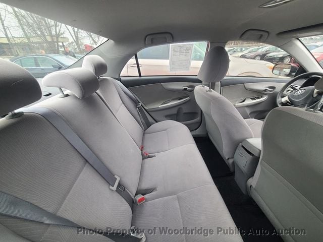 2011 Toyota Corolla 4dr Sedan Automatic LE - 22774080 - 7