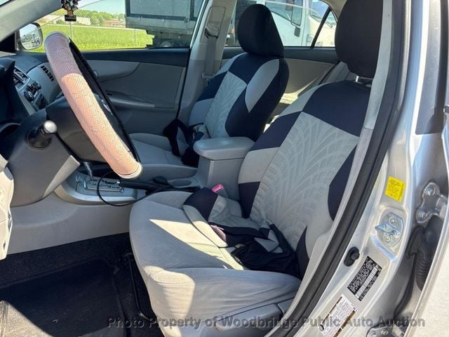 2011 Toyota Corolla 4dr Sedan Automatic LE - 23028976 - 5