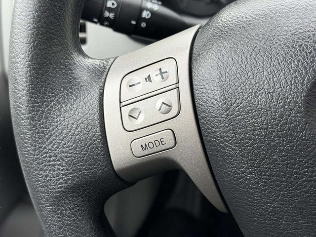 2011 Toyota Corolla 4dr Sedan Automatic LE - 22958087 - 28