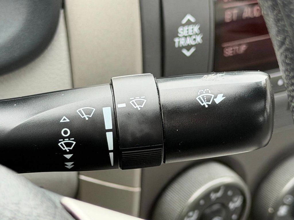 2011 Toyota Corolla 4dr Sedan Automatic LE - 22958087 - 30