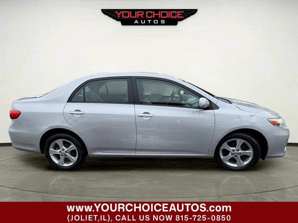 2011 Toyota Corolla 4dr Sedan Automatic LE - 22958087 - 7