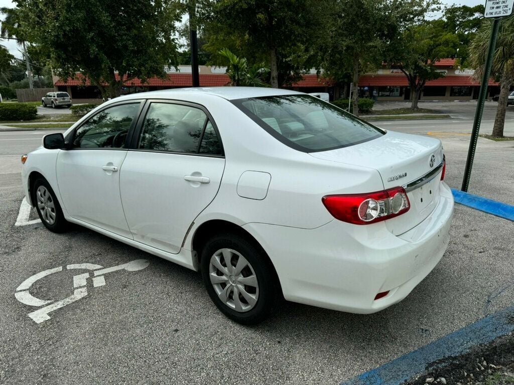 2011 Toyota Corolla 4dr Sedan Automatic LE - 22662843 - 2