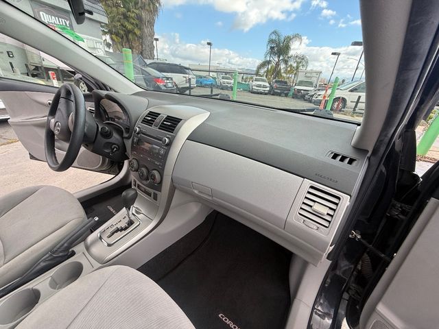 2011 Toyota Corolla 4dr Sedan Automatic LE - 22996313 - 18
