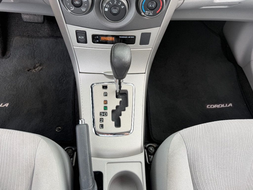 2011 Toyota Corolla 4dr Sedan Automatic LE - 22996313 - 22