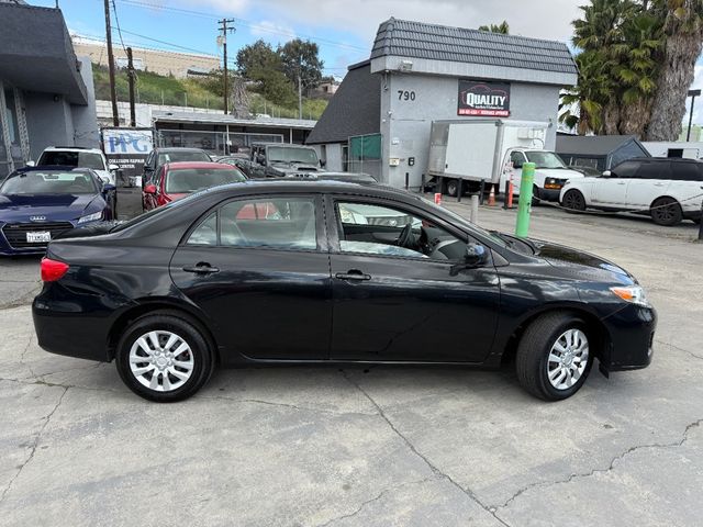 2011 Toyota Corolla 4dr Sedan Automatic LE - 22996313 - 7